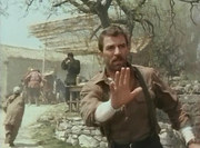 кадр из фильма Воздушная дорога в Китай (High Road To China) - 4