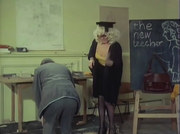 кадр из фильма Шоу Бенни Хилла (The Benny Hill Show) - 39