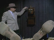 кадр из фильма Шоу Бенни Хилла (The Benny Hill Show) - 43