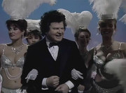 кадр из фильма Шоу Бенни Хилла (The Benny Hill Show) - 62