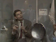 кадр из фильма Мистер Бин (Mr. Bean) - 1