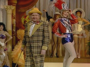 кадр из фильма Шоу Бенни Хилла (The Benny Hill Show) - 81
