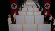 кадр из фильма Дядя Адольф, по прозвищу Фюрер (Zio Adolfo, in arte Führer) - 10