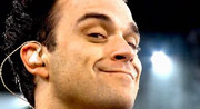 кадр из фильма Robbie Williams Live at Knebworth - 1