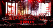 кадр из фильма Robbie Williams Live at Knebworth - 4