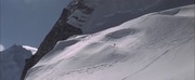 кадр из фильма Человек, который спустился на лыжах с Эвереста (The Man Who Skied Down Everest) - 2