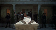 кадр из фильма Смешное происшествие по дороге на Форум (A Funny Thing Happened on the Way to the Forum) - 7