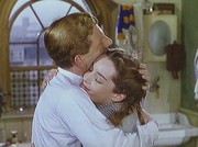 кадр из фильма Доктор в доме (Doctor in the House) - 3