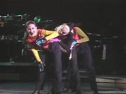 кадр из фильма Madonna: Blond Ambition - Japan Tour 90 - 1