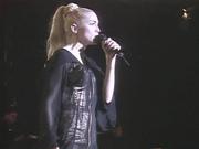 кадр из фильма Madonna: Blond Ambition - Japan Tour 90 - 3