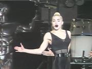 кадр из фильма Madonna: Blond Ambition - Japan Tour 90 - 4