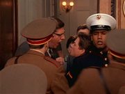 кадр из фильма Не пей воду (Don't Drink the Water) - 7