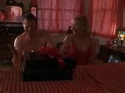 кадр из фильма Столик на одного (A Table for One) - 4