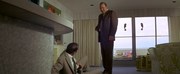 кадр из фильма Девушка в цементе (Lady in Cement) - 1