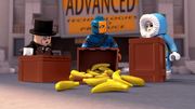 кадр из фильма Лего Супергерои DC: Лига справедливости против Лиги Бизарро (Lego DC Comics Super Heroes: Justice League vs. Bizarro League) - 7