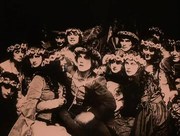 кадр из фильма Голем, как он пришел в мир (Der Golem, wie er in die Welt kam) - 1