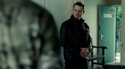 кадр из фильма Ответный удар (Strike Back) - 22