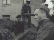 кадр из фильма Сегодня увольнения не будет - 4