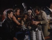 кадр из фильма Космические охотники (Space Raiders) - 1