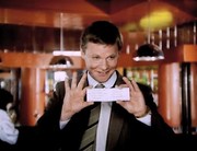 кадр из фильма Искренне ваш... - 1