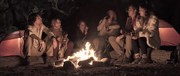 кадр из фильма Одичавшие (Feral) - 1