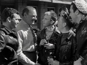 кадр из фильма Дикарь (The Wild One) - 4