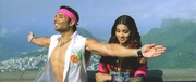 кадр из фильма Байкеры 2: Настоящие чувства (Dhoom 2: Back In Action) - 10