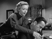 кадр из фильма В укромном месте (In a Lonely Place) - 2