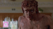 кадр из фильма Замороженный калифорниец (Encino Man) - 2