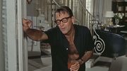 кадр из фильма Париж, когда там жара (Paris - When It Sizzles) - 1