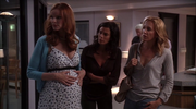 кадр из фильма Отчаянные домохозяйки (Desperate Housewives) - 32