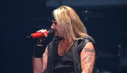 кадр из фильма Motley Crue - Lewd Crued And Tattooed - 3