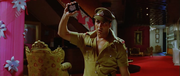 кадр из фильма Настоящие индийские парни (Desi Boyz) - 1