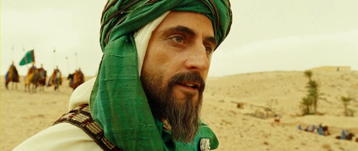Черен gold. Тахар Рахим черное золото. Черное золото Black Gold (2011).