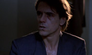 кадр из фильма Связанные насмерть (Dead Ringers) - 4