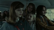 кадр из фильма Мрачные тени (Dark Shadows) - 11