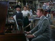 кадр из фильма Старым добрым летом (In the Good Old Summertime) - 10