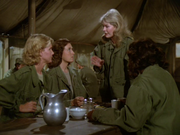 кадр из фильма Чертова служба в госпитале Мэш (M*A*S*H) - 61