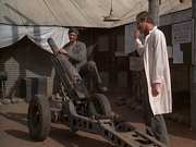 кадр из фильма Чертова служба в госпитале Мэш (M*A*S*H) - 65