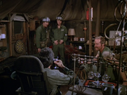 кадр из фильма Чертова служба в госпитале Мэш (M*A*S*H) - 68