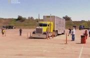 кадр из фильма Мегазаводы. Петербилт (Megafactories. Peterbilt) - 9