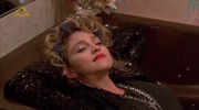кадр из фильма Отчаянно ищу Сьюзэн (Desperately Seeking Susan) - 4