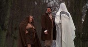 кадр из фильма Любовь и смерть (Love and Death) - 6