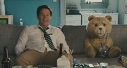 кадр из фильма Третий лишний (Ted) - 14