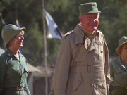 кадр из фильма Чертова служба в госпитале Мэш (M*A*S*H) - 88