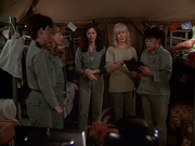 кадр из фильма Чертова служба в госпитале Мэш (M*A*S*H) - 101