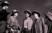 кадр из фильма В 3:10 на Юму (3:10 to Yuma) - 2