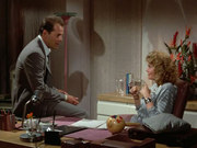 кадр из фильма Детективное агентство «Лунный свет» (Moonlighting) - 11