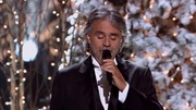 кадр из фильма Andrea Bocelli & David Foster: My Christmas - 3