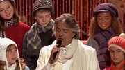 кадр из фильма Andrea Bocelli & David Foster: My Christmas - 5